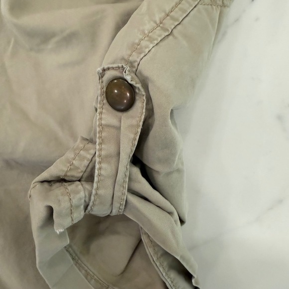 J.Crew Chino Shorts City Fit Classic Twill Roll Tab Khaki‎ Size 6 - Picture 5 of 7